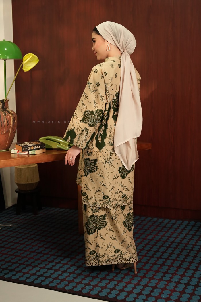 SENJA AYU KURUNG (SA011)