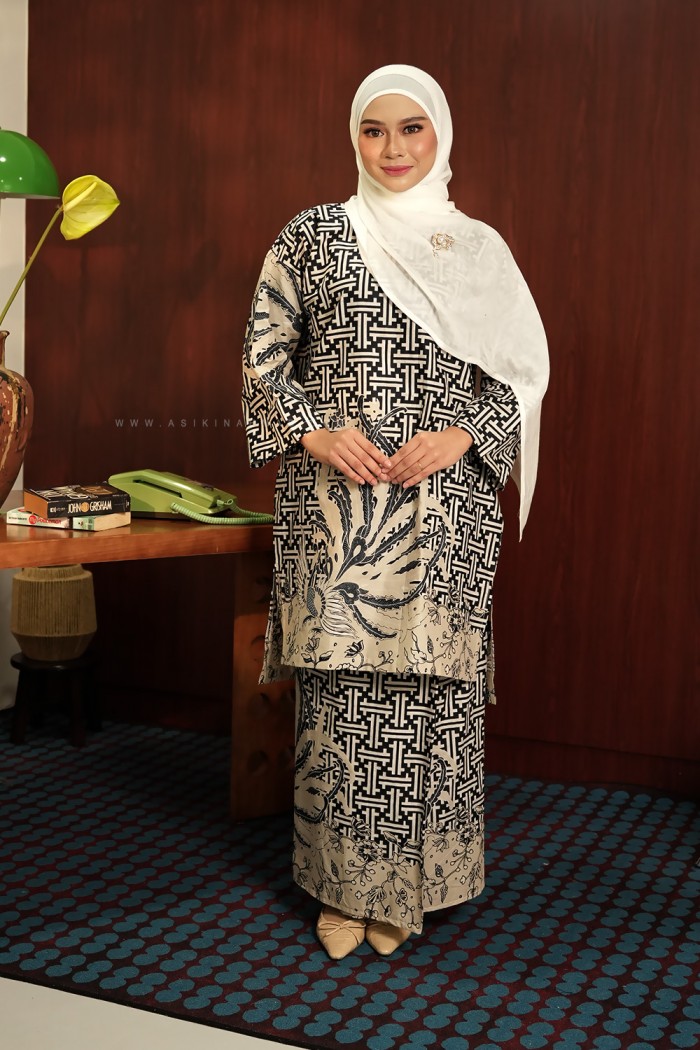 SENJA AYU KURUNG (SA012)