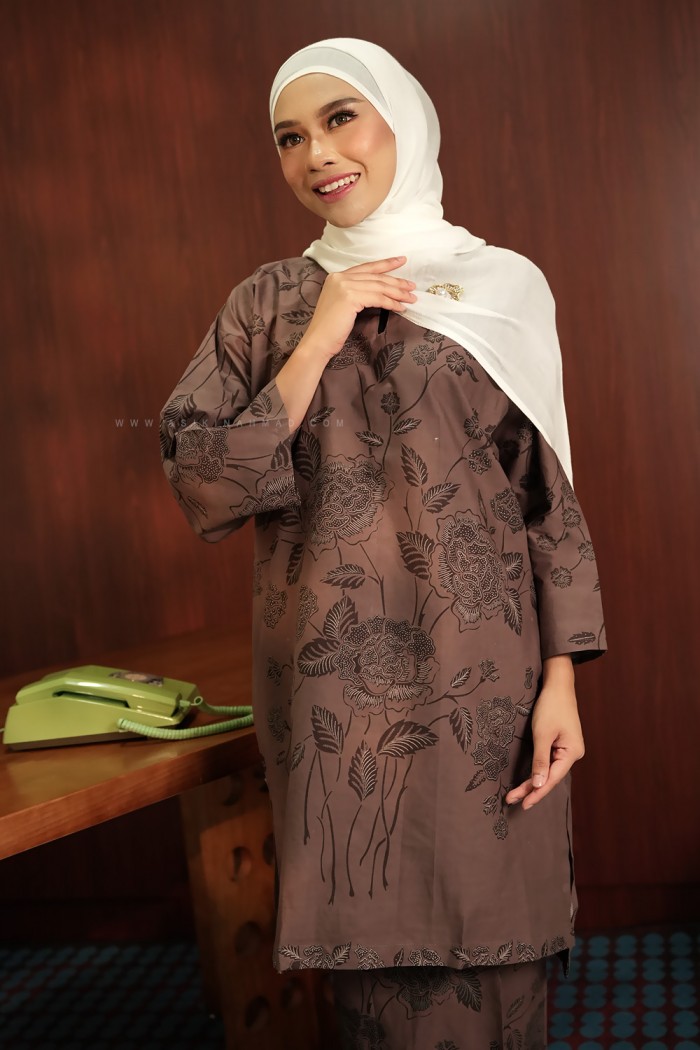 SENJA AYU KURUNG (SA017)