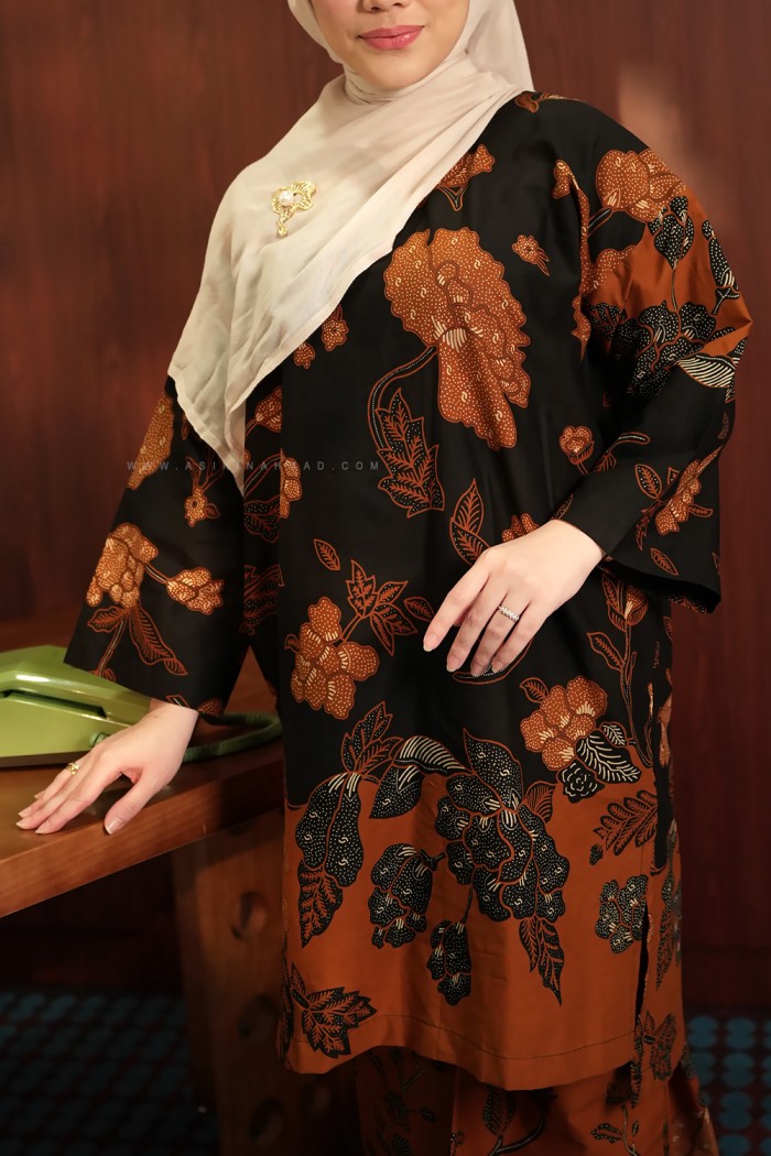 SENJA AYU KURUNG (SA022)