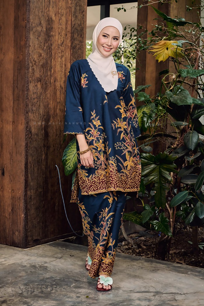 SENJA AYU KURUNG (SA024)