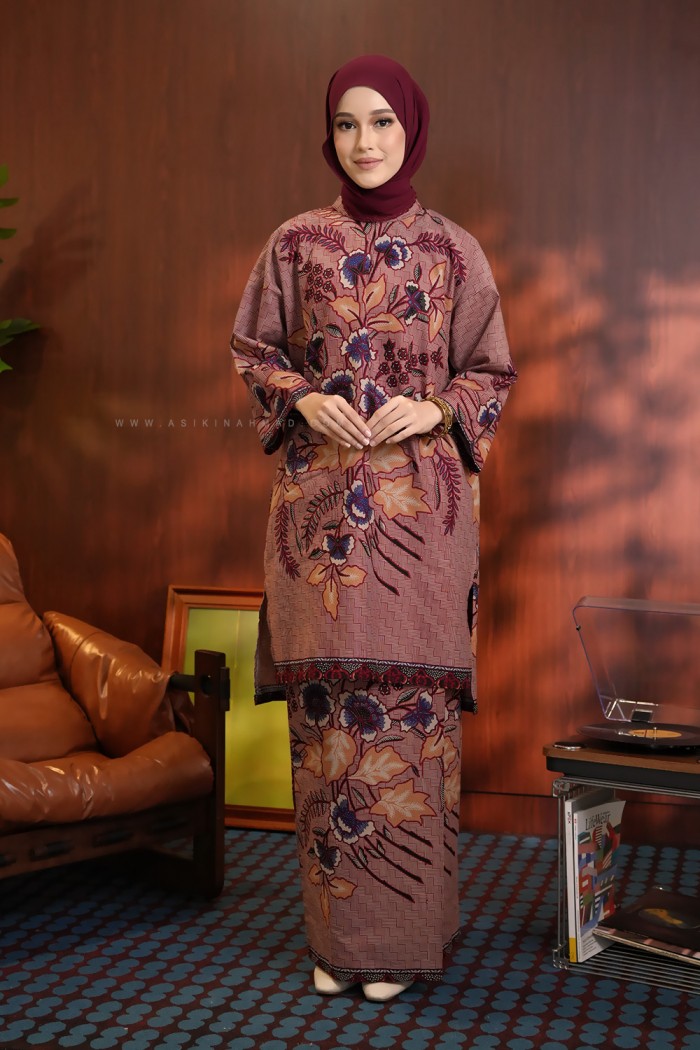 SENJA AYU KURUNG (SA030)