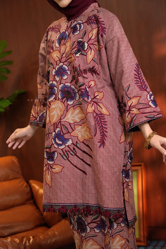 SENJA AYU KURUNG (SA030)
