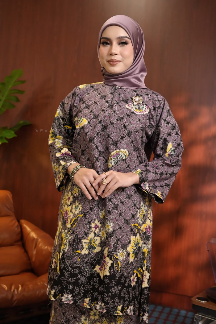 SENJA AYU KURUNG (SA032)