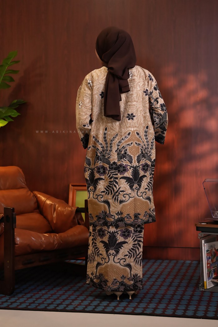 SENJA AYU KURUNG (SA037)