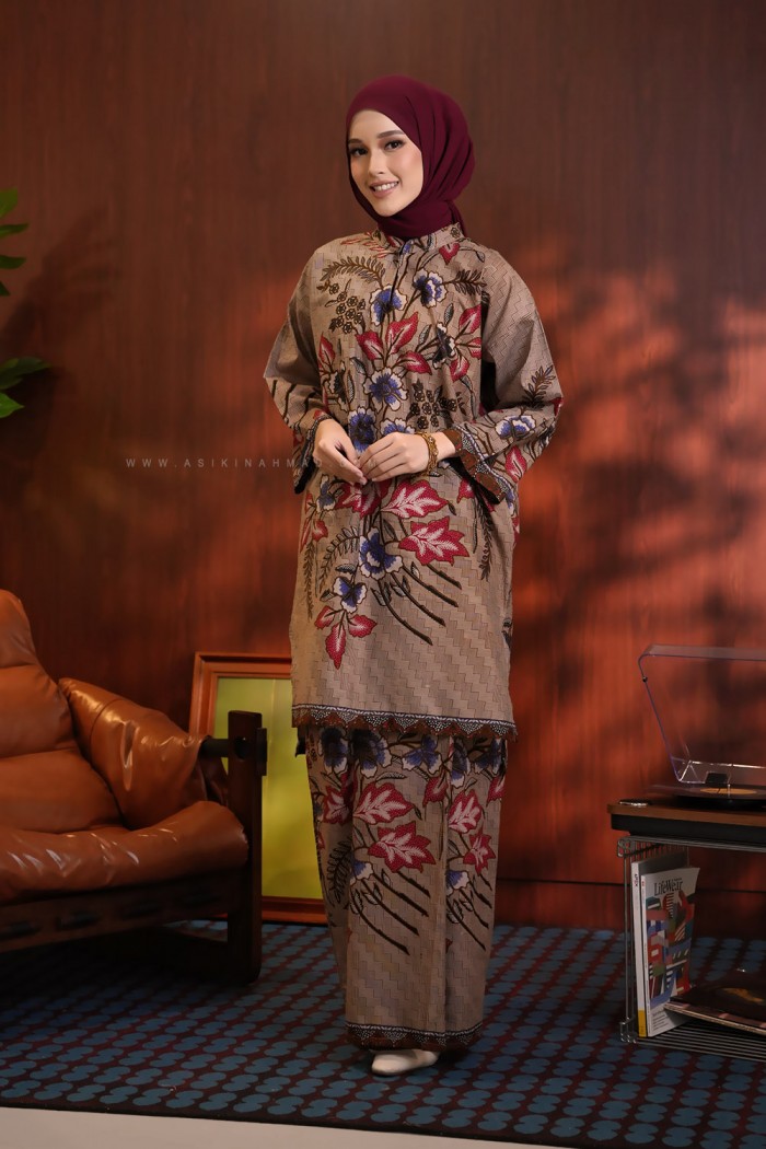 SENJA AYU KURUNG (SA038)