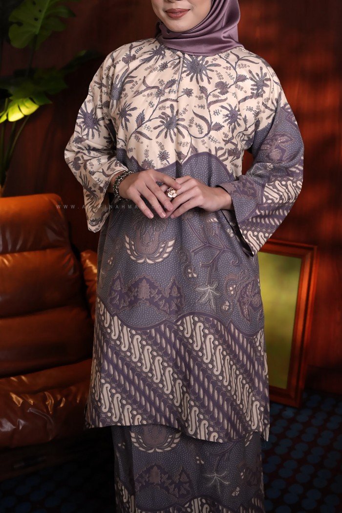 SENJA AYU KURUNG (SA040)