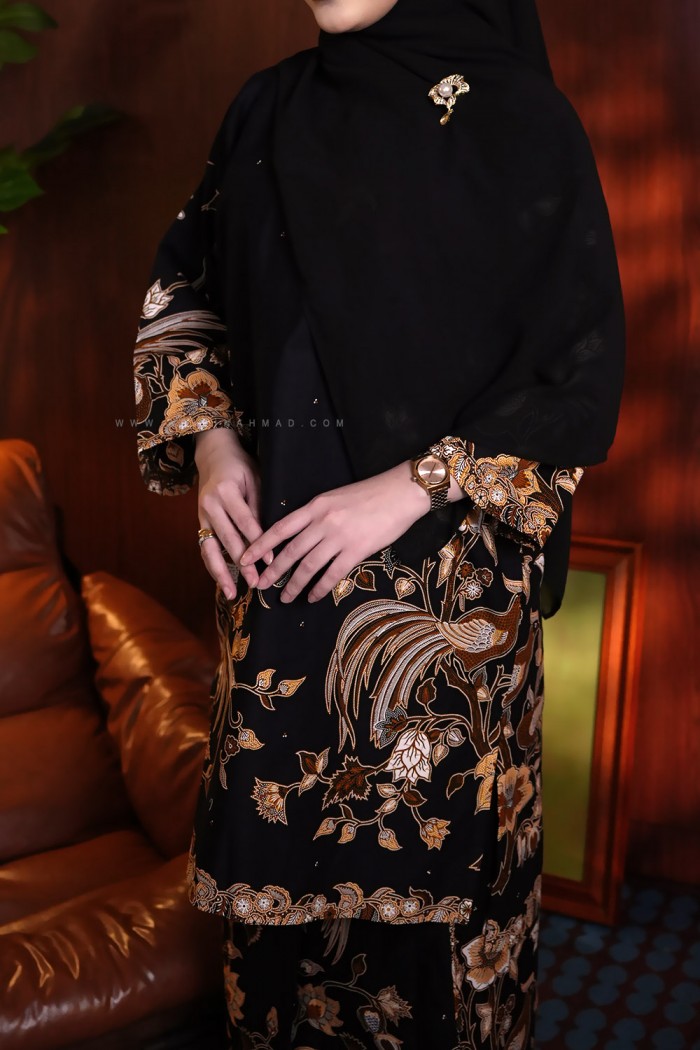 SENJA AYU KURUNG (SA043)