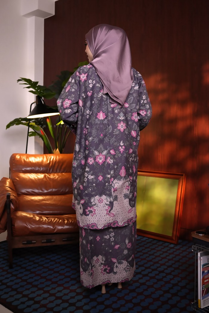 SENJA AYU KURUNG (SA045)