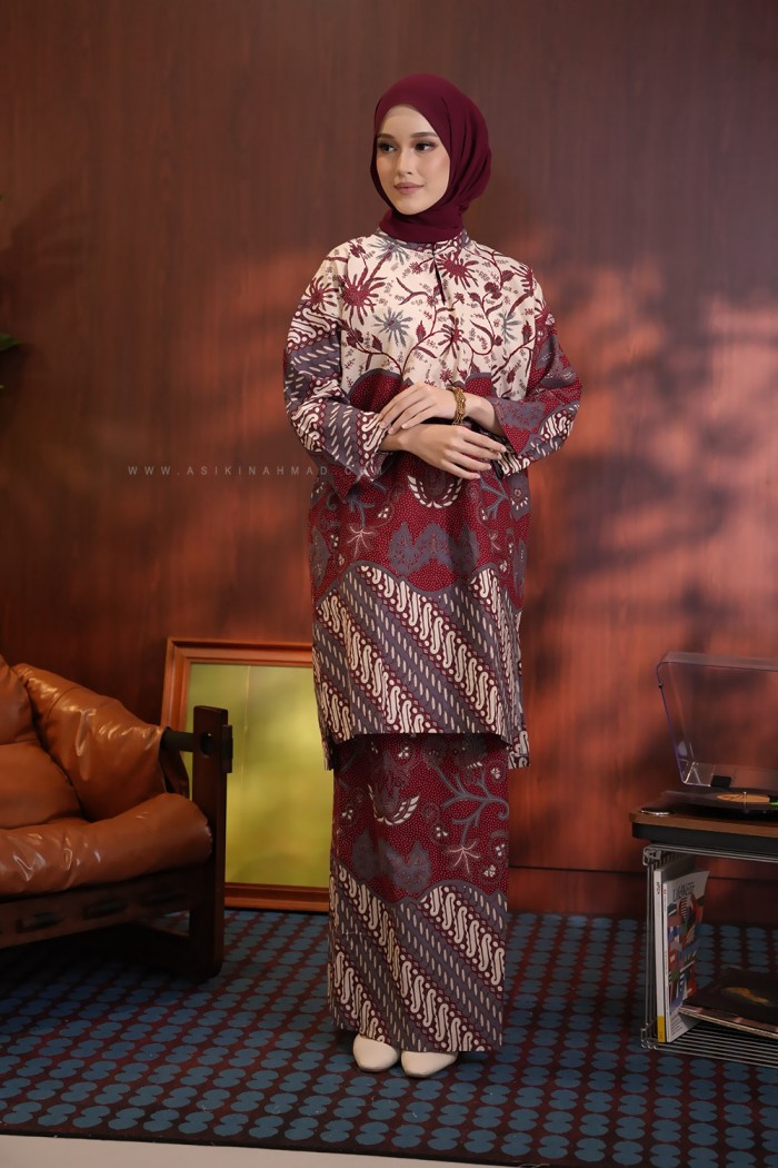 SENJA AYU KURUNG (SA049)