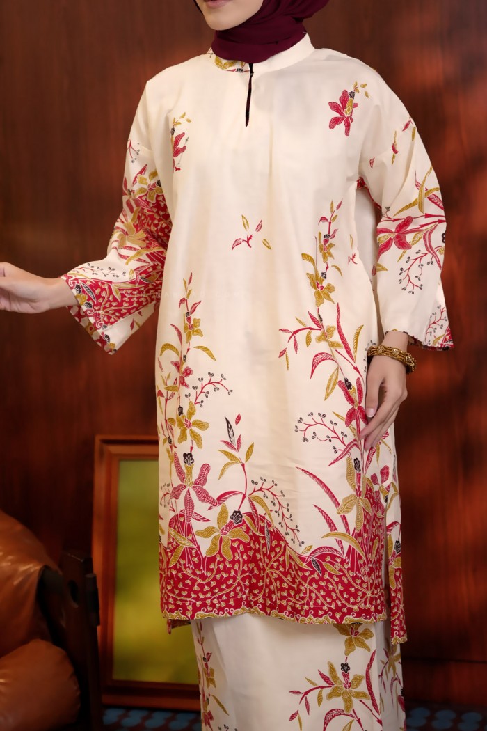 SENJA AYU KURUNG (SA052)