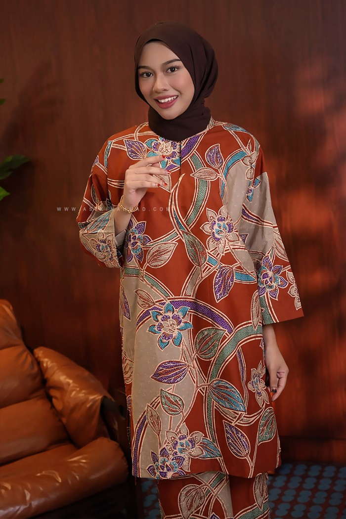 SENJA AYU KURUNG (SA053)