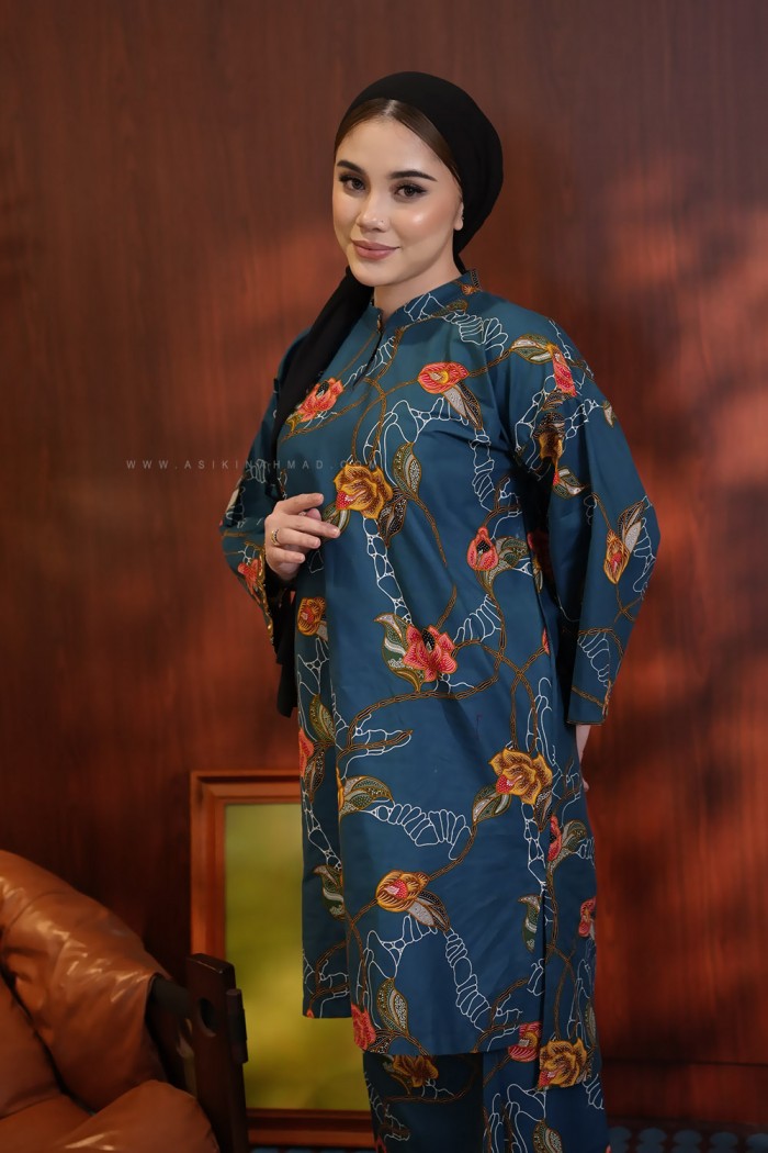 SENJA AYU KURUNG (SA054)