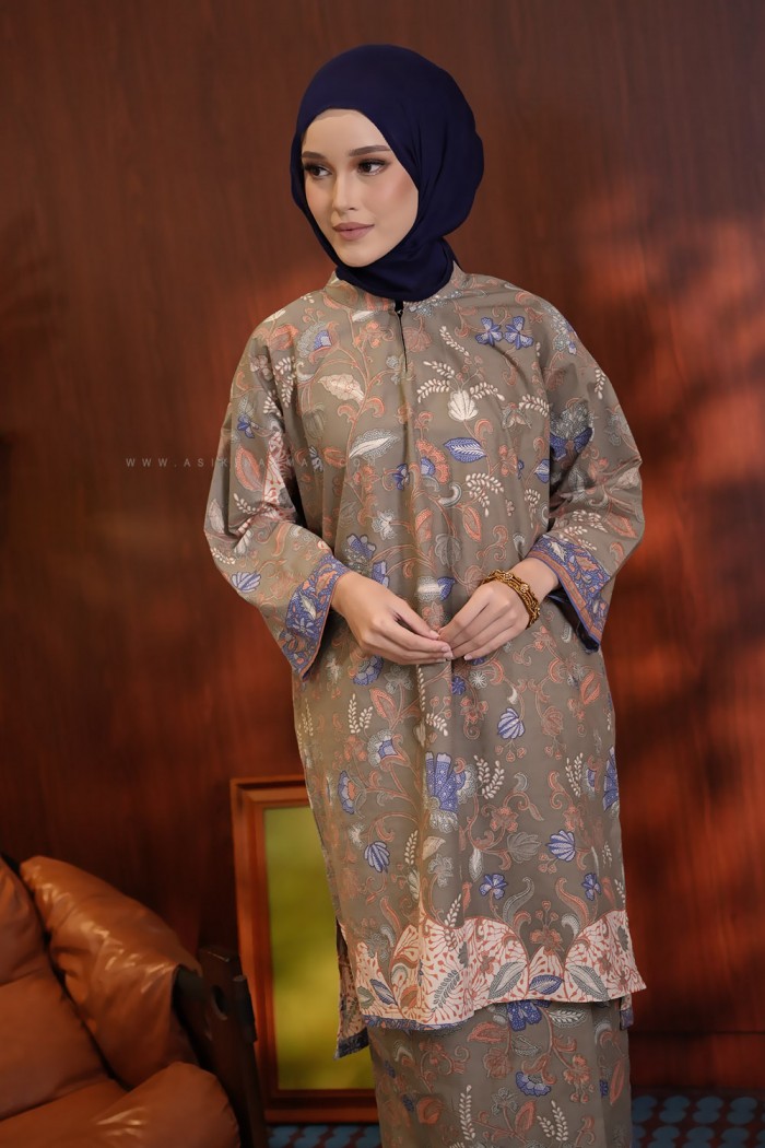 SENJA AYU KURUNG (SA057)