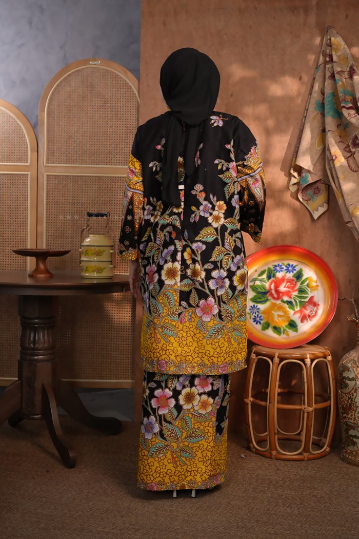 SENJA AYU KURUNG (SA059)