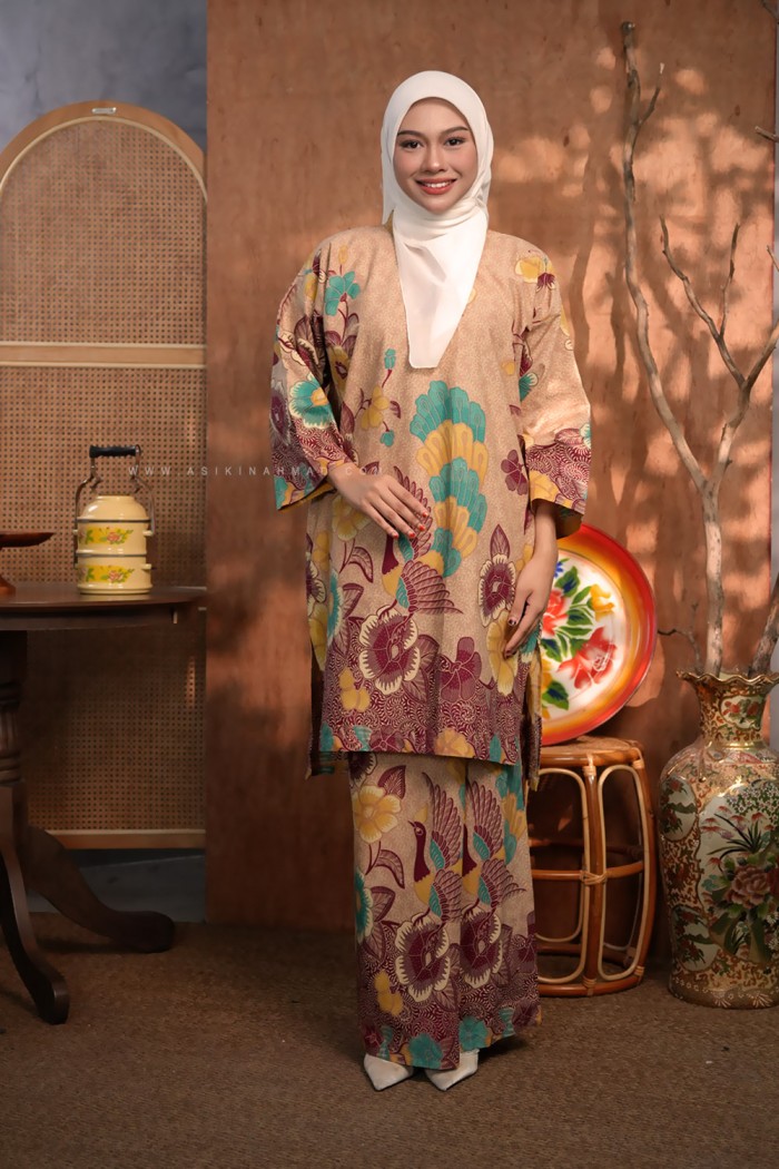 SENJA AYU KURUNG (SA062)