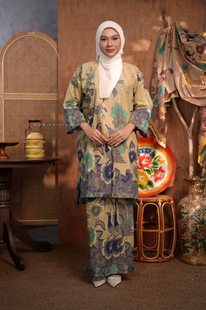 SENJA AYU KURUNG (SA064)