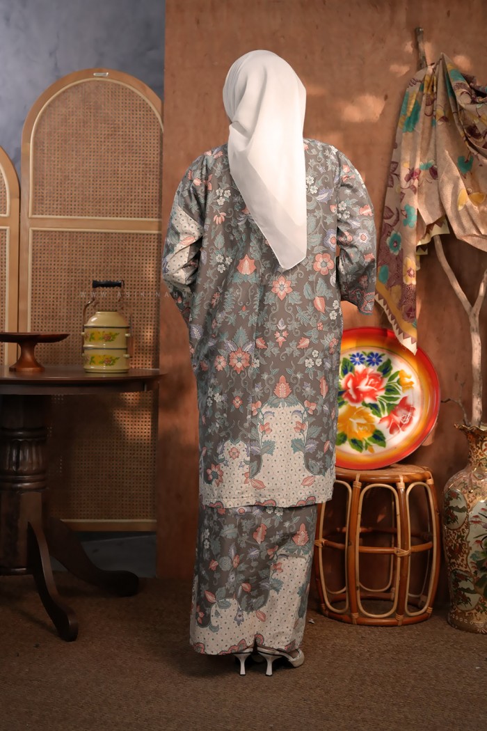 SENJA AYU KURUNG (SA066)