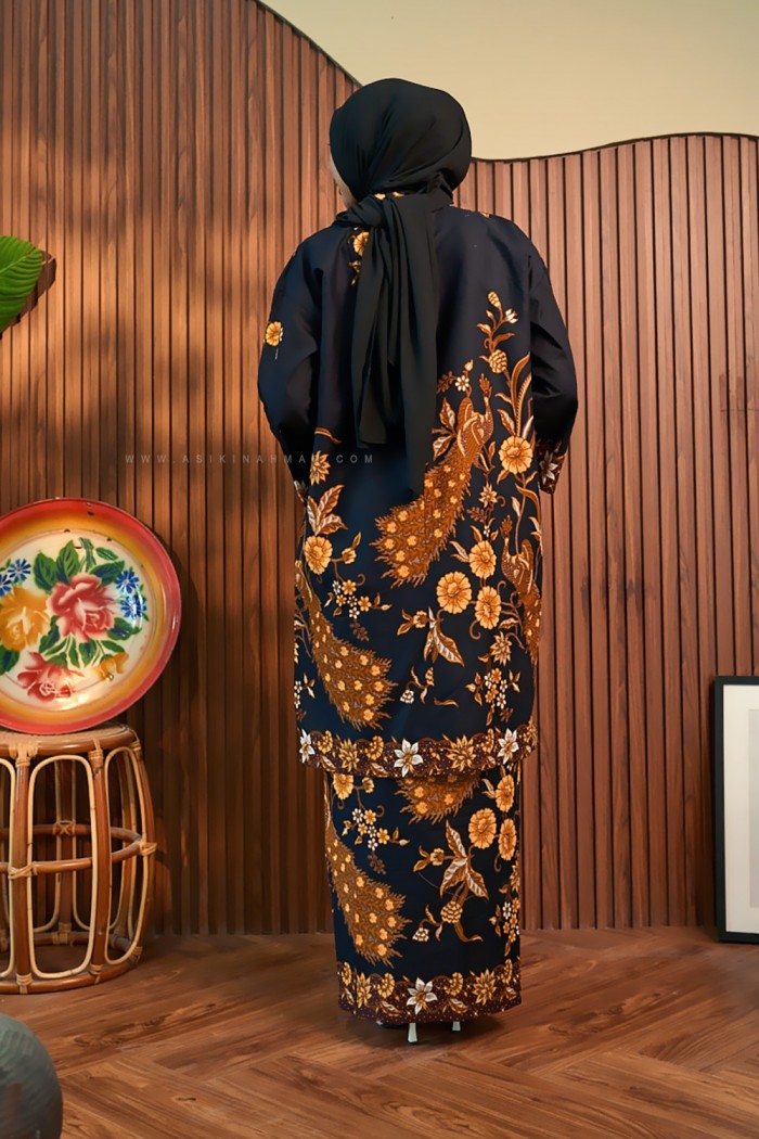 SENJA AYU KURUNG (SA068)