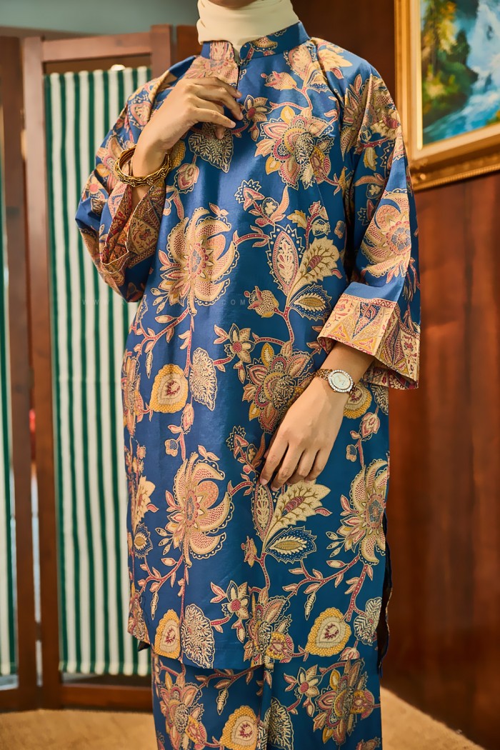 SENJA AYU KURUNG (SA072)
