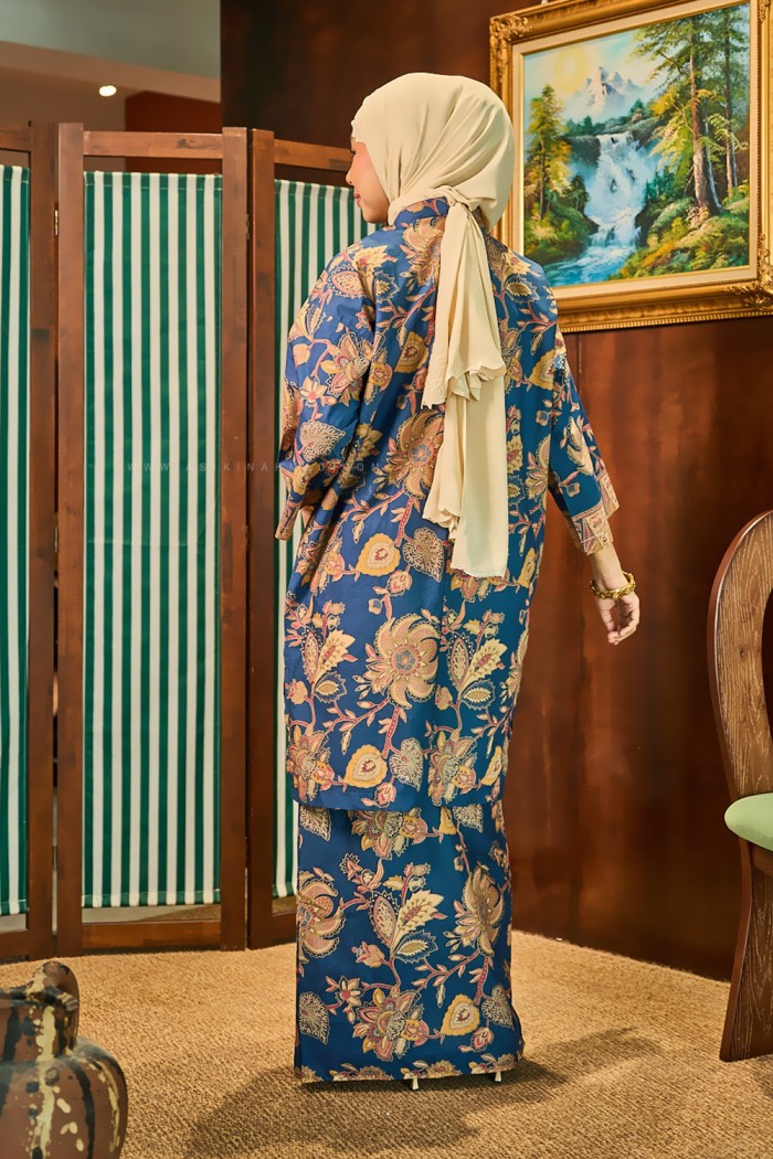 SENJA AYU KURUNG (SA072)