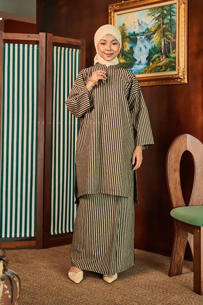 SENJA AYU KURUNG (SA075)