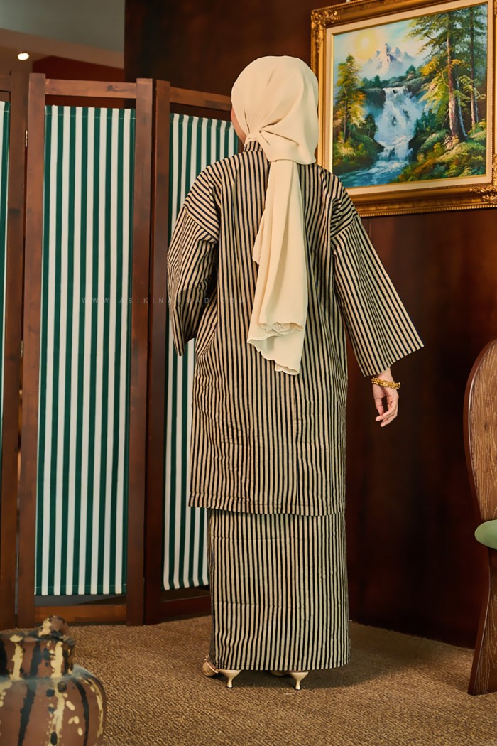 SENJA AYU KURUNG (SA075)