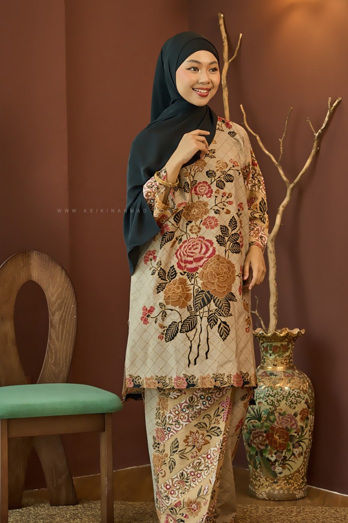 SENJA AYU KURUNG (SA078)