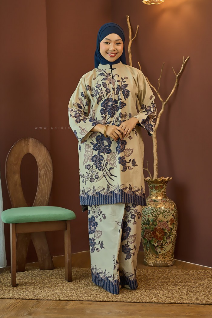 SENJA AYU KURUNG (SA079)