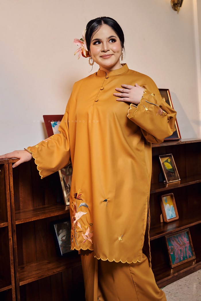 TERATAI INDAH KURUNG IN MUSTARD