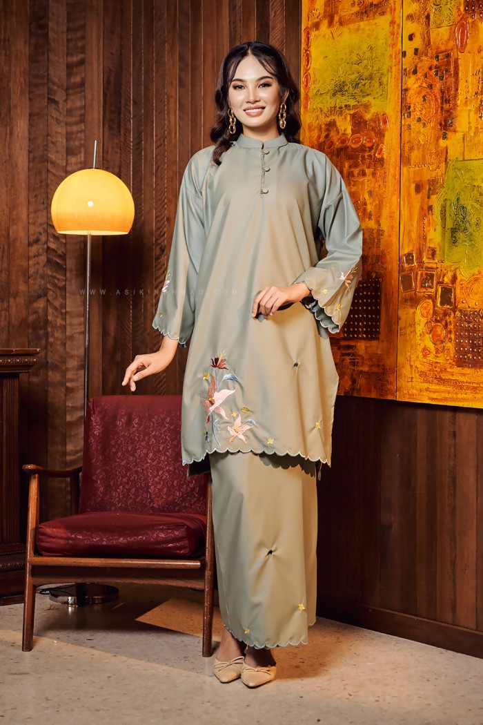 TERATAI INDAH KURUNG IN SAGE GREEN