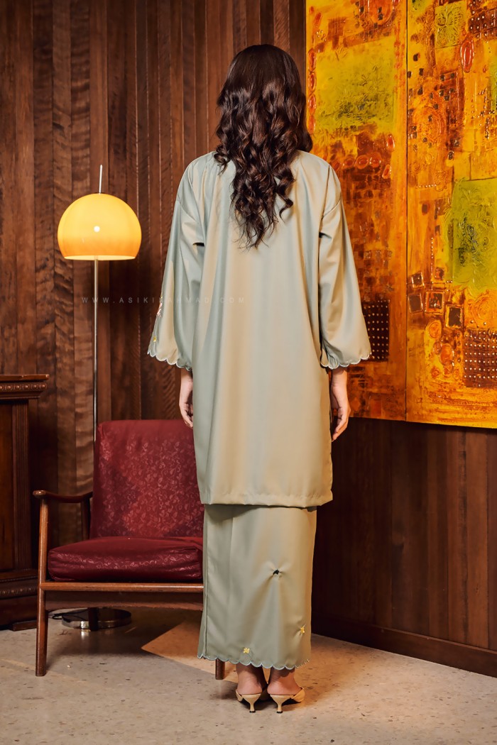 TERATAI INDAH KURUNG IN SAGE GREEN