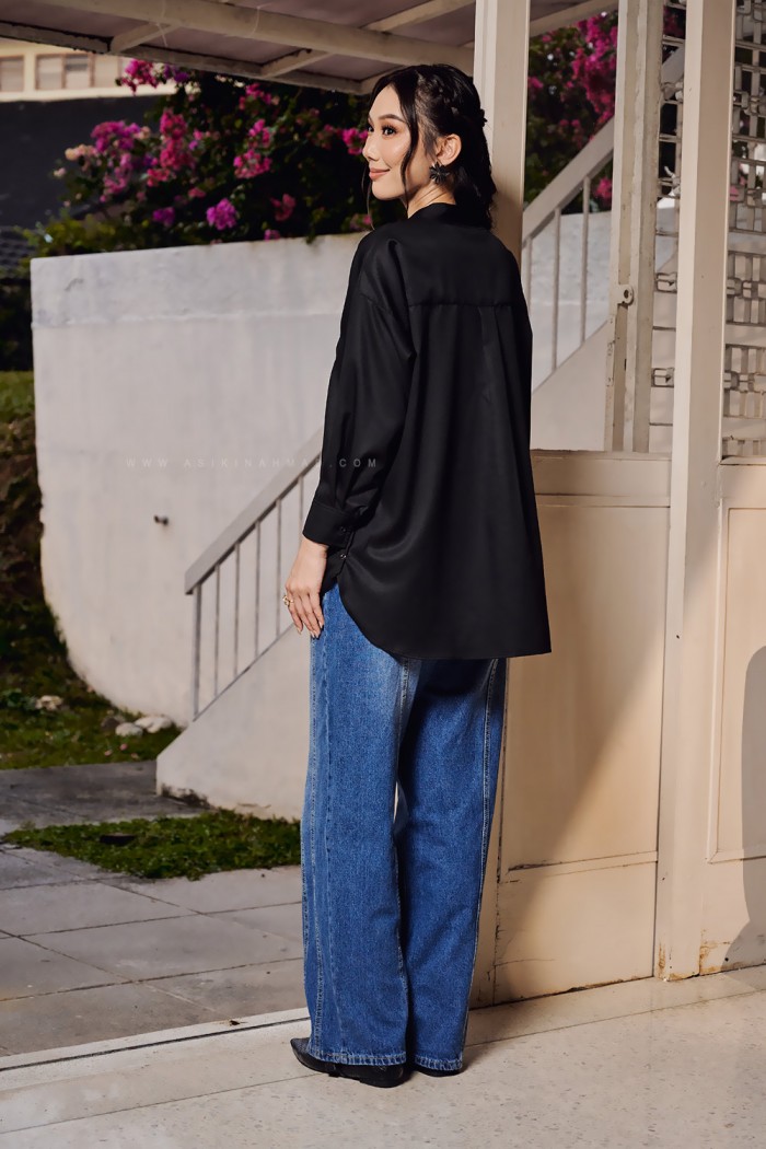 TIARA BLOUSE IN BLACK