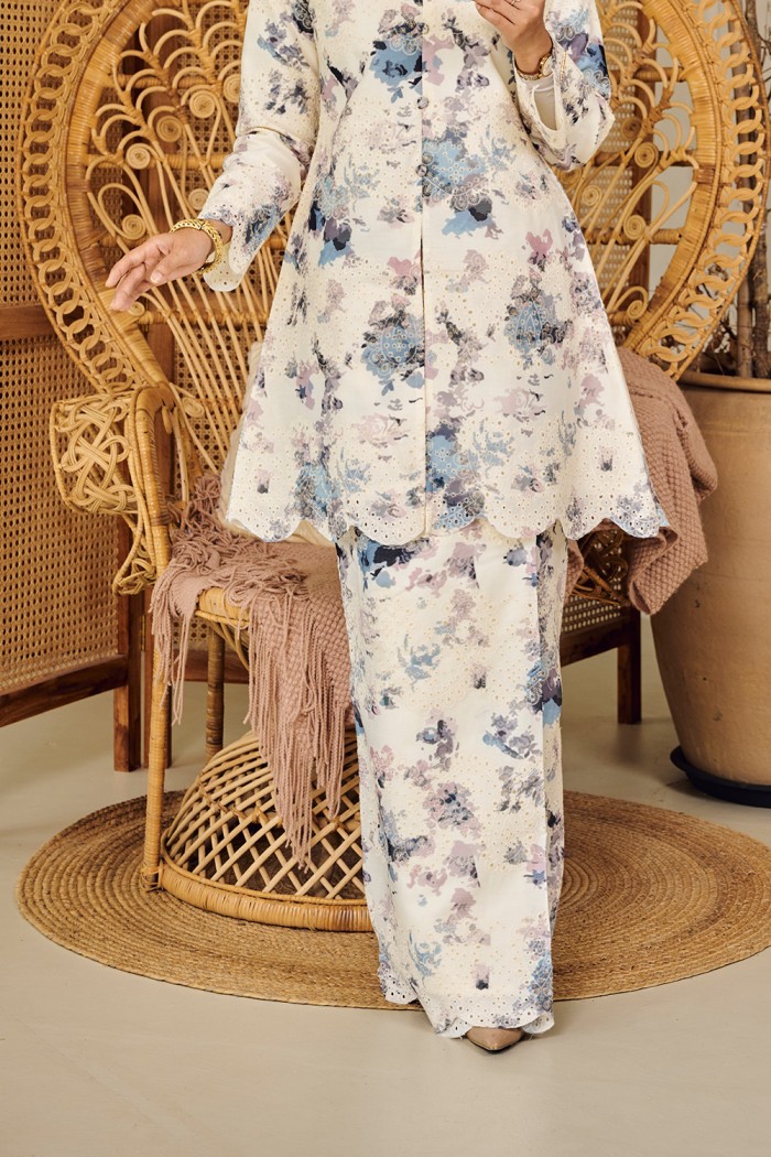 WIDURI KEBARUNG (WE 010)