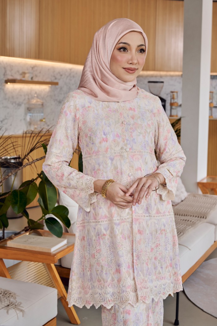 WIDURI KEBARUNG (WE 011)
