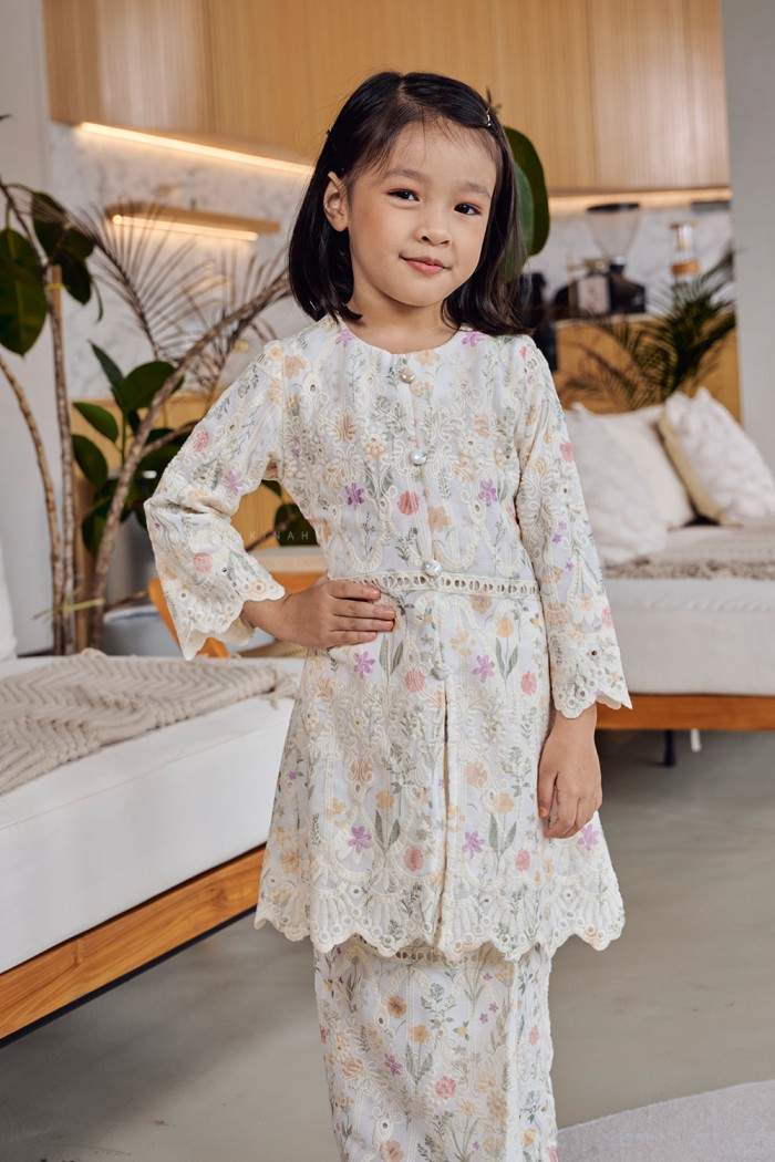 WIDURI KEBARUNG KIDS (WEK 012)