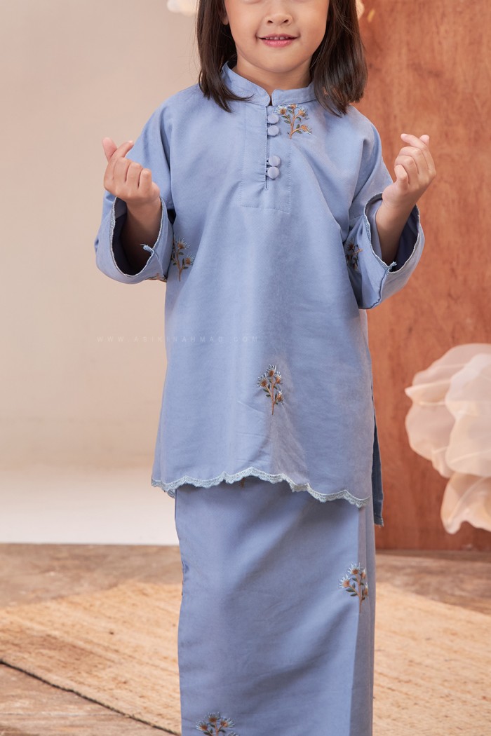 MARIA KURUNG KIDS in BABY BLUE